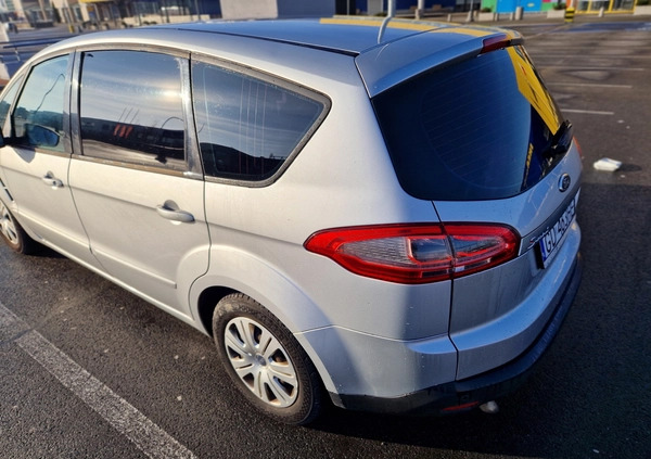 Ford S-Max cena 24000 przebieg: 229700, rok produkcji 2010 z Gdańsk małe 56